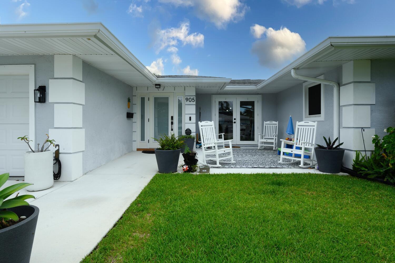 905 Evergreen Drive, North Palm Beach, FL 33408, 3 Bedrooms , 2 Bathrooms ,Single Family Residence,Sold,R11110028, Horizon Palm Realty Group