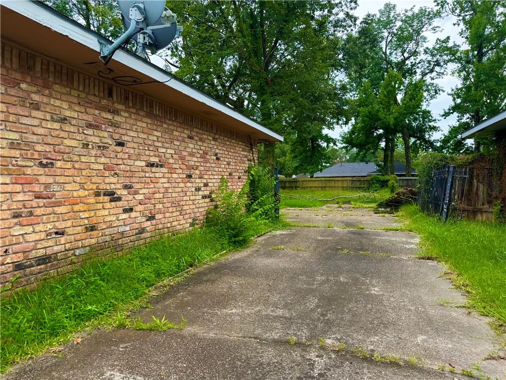 Homes for sale in Baton Rouge, LA | 14412 Sweet Gum Ave, Baton Rouge, LA 70816 | MLS# 2513123