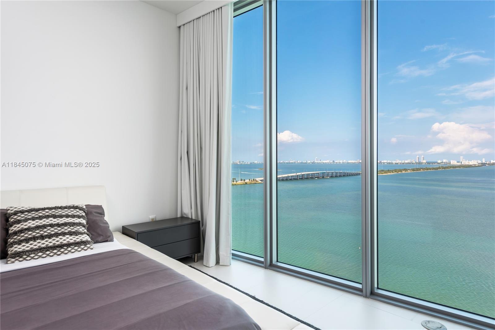 2900 NE 7th Ave #2003, Miami FL 33137