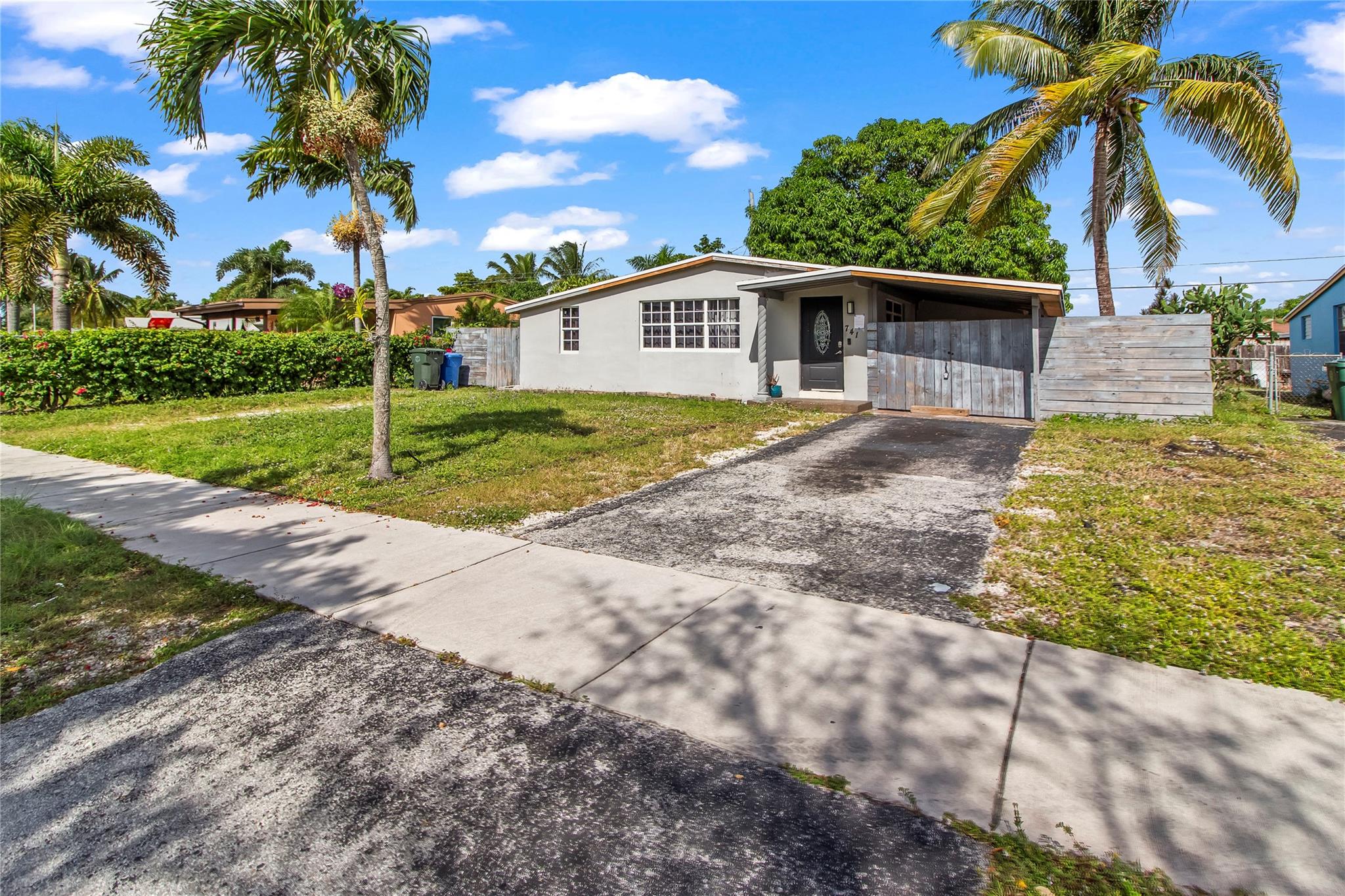 Homes for sale in Oakland Park, FL | 741 Ne 58Th St, Oakland Park, FL 33334 | MLS# F10516863