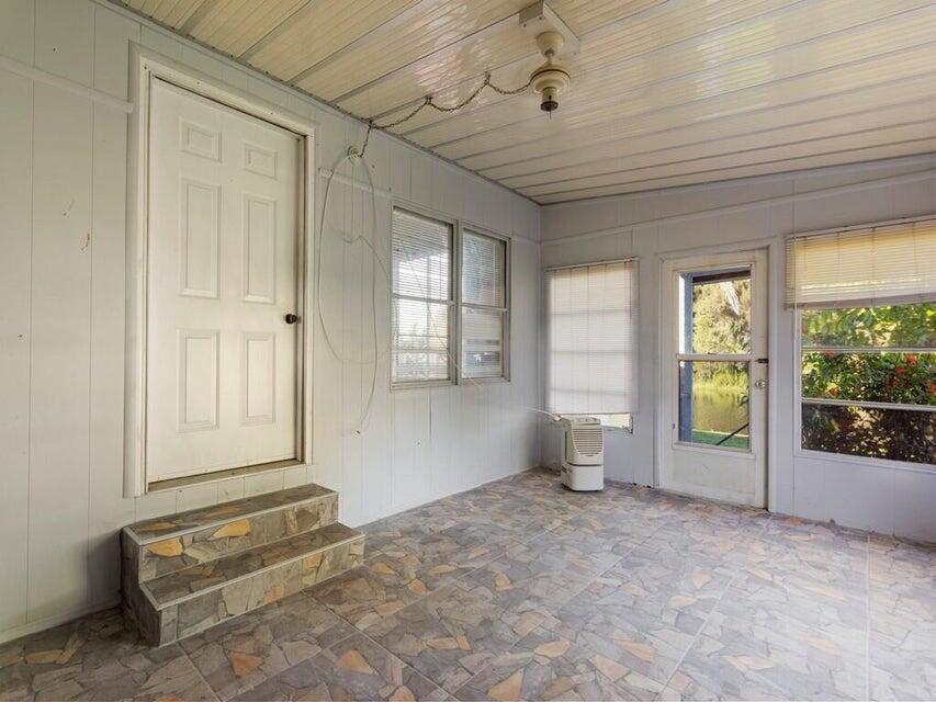 Homes for sale in Stuart, FL | 6910 Se Morningside Dr, Stuart, FL 34997 | MLS# R11110143