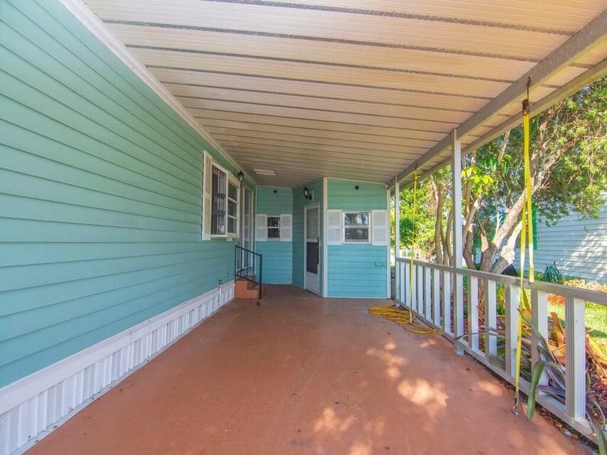 Homes for sale in Stuart, FL | 6910 Se Morningside Dr, Stuart, FL 34997 | MLS# R11110143