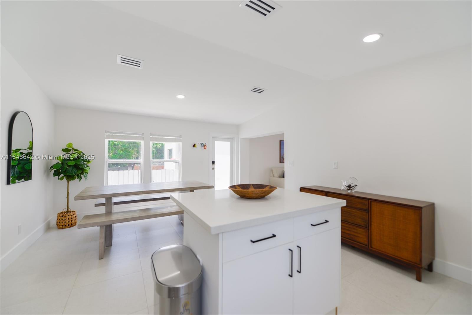 Homes for sale in Key Largo, FL | 11 Mockingbird Rd, Key Largo, FL 33037 | MLS# A11846642