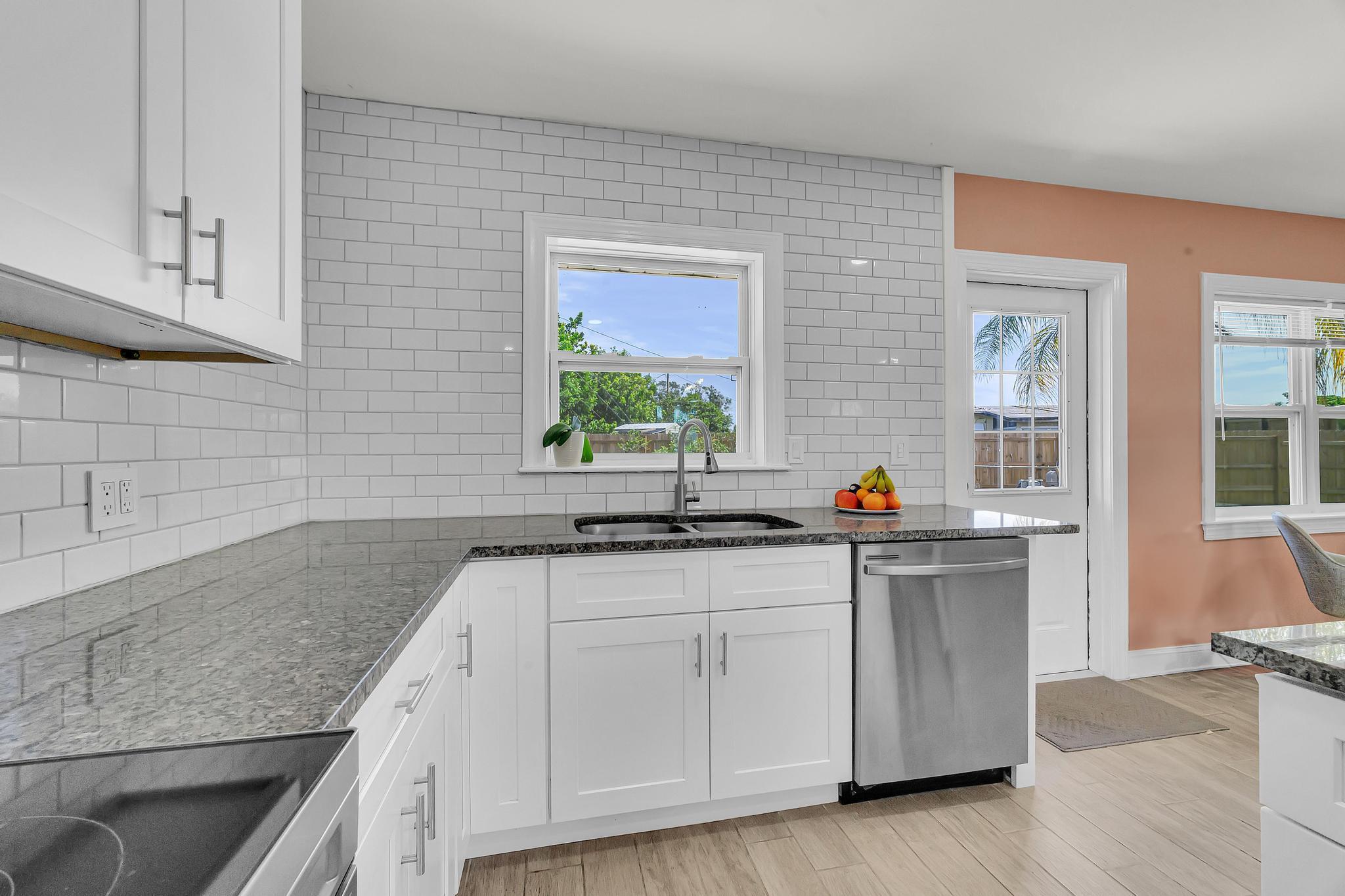 Homes for sale in Port St Lucie, FL | 105 Se Castana Court, Port St Lucie, FL 34983 | MLS# R11110215