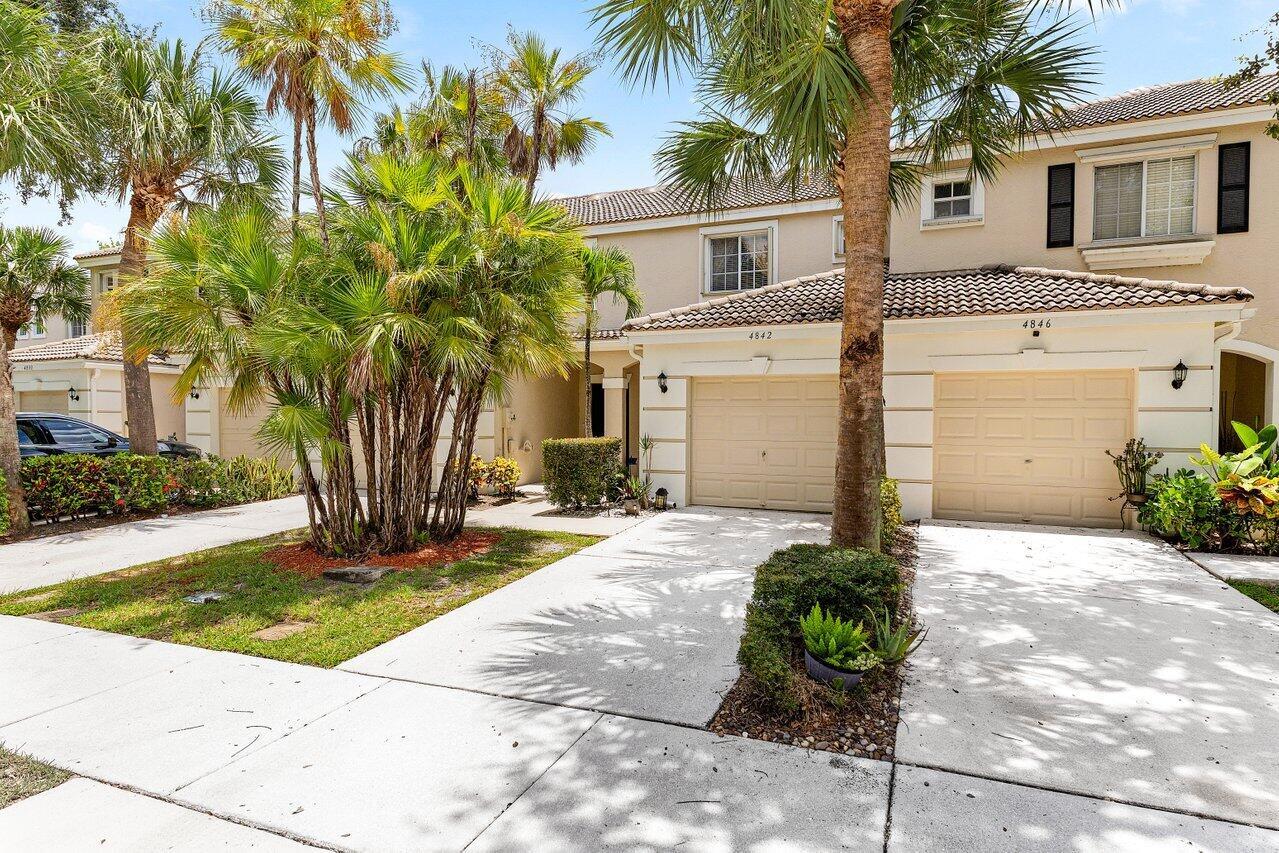 Homes for sale in West Palm Beach, FL | 4842 Palmbrooke Circle W, West Palm Beach, FL 33417 | MLS# R11110233