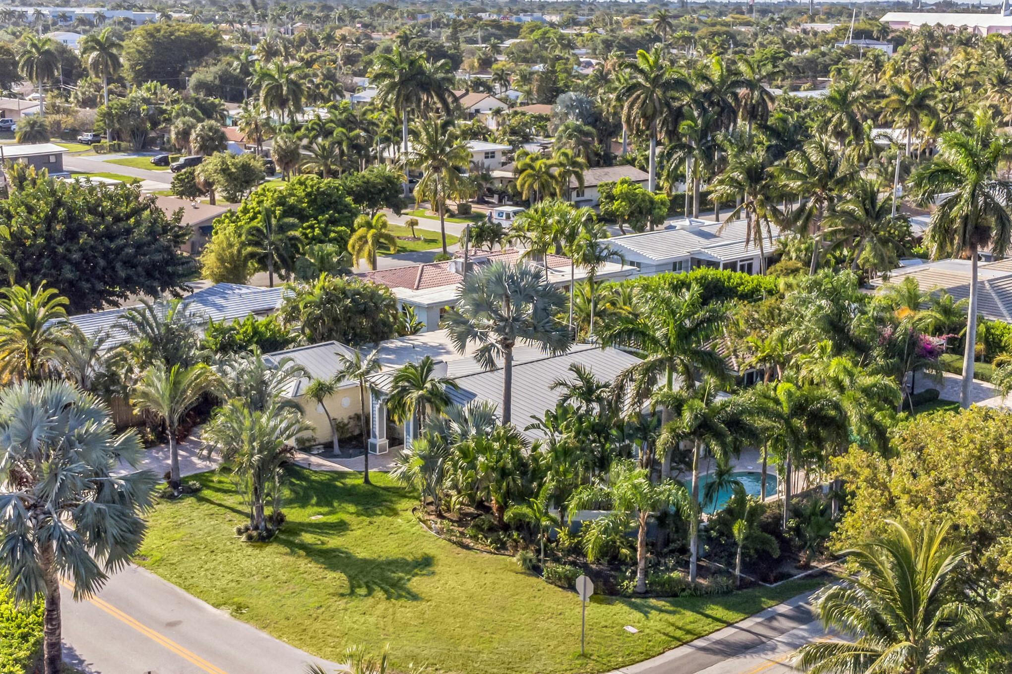 Homes for sale in Pompano Beach, FL | 2751 Ne 18th St, Pompano Beach, FL 33062 | MLS# F10516930