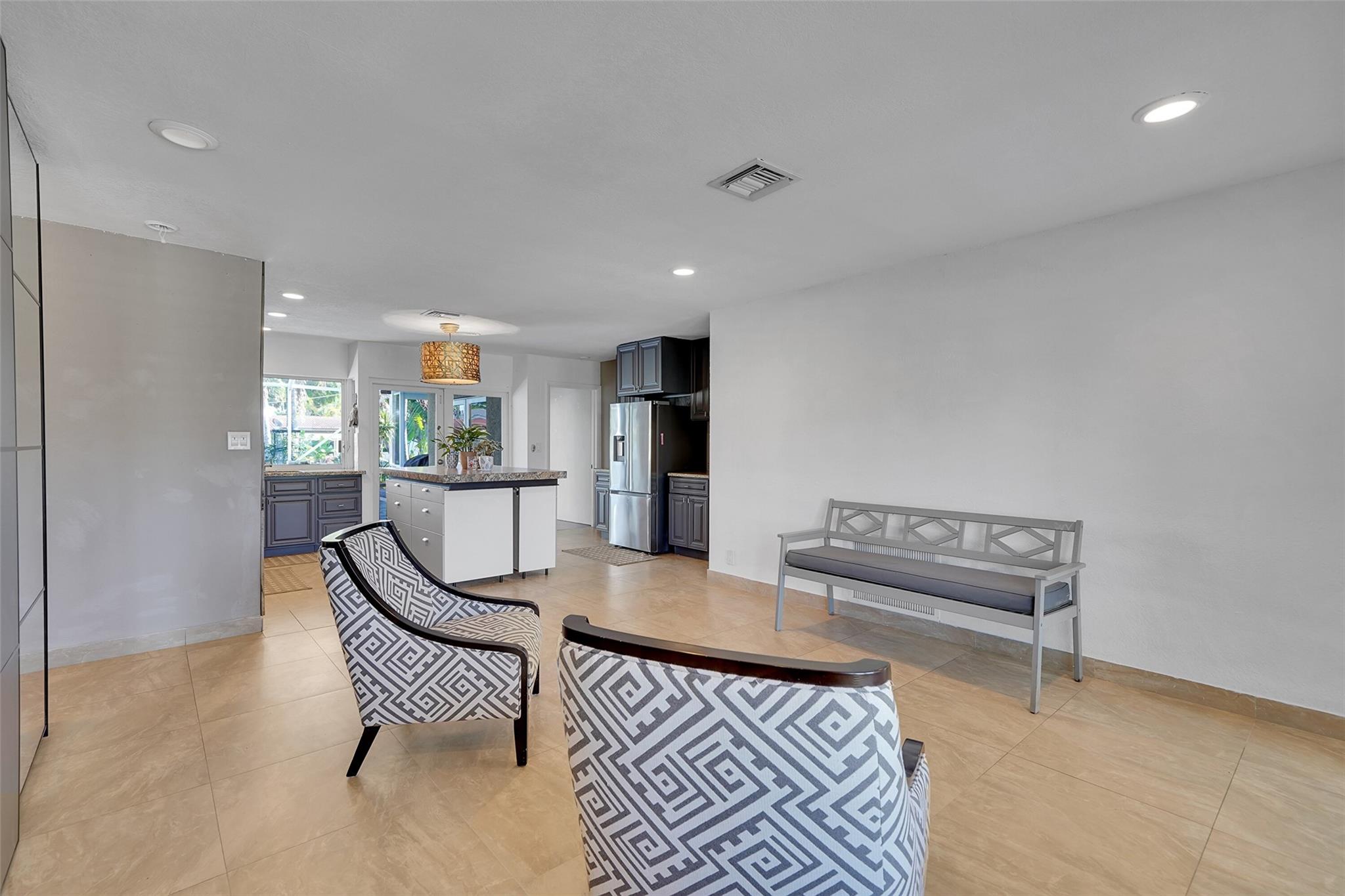 Homes for sale in Oakland Park, FL | 1736 Nw 38Th St, Oakland Park, FL 33309 | MLS# F10516376