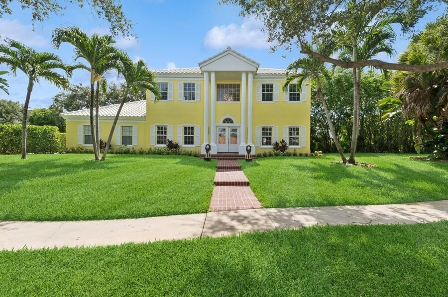 President Country Club 4