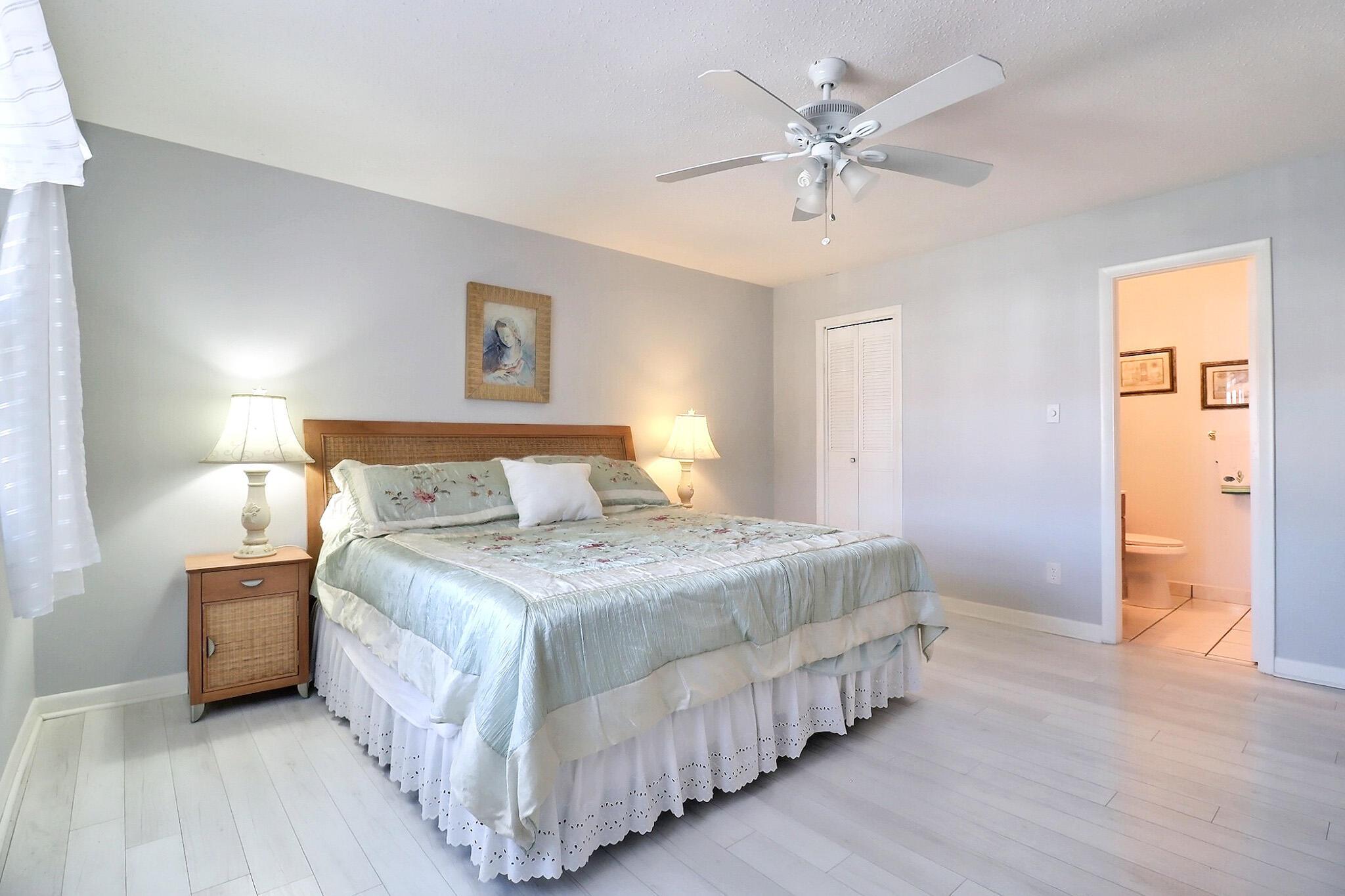 Homes for sale in Pompano Beach, FL | 3550 Nw 8th Avenue #212, Pompano Beach, FL 33064 | MLS# R11110411