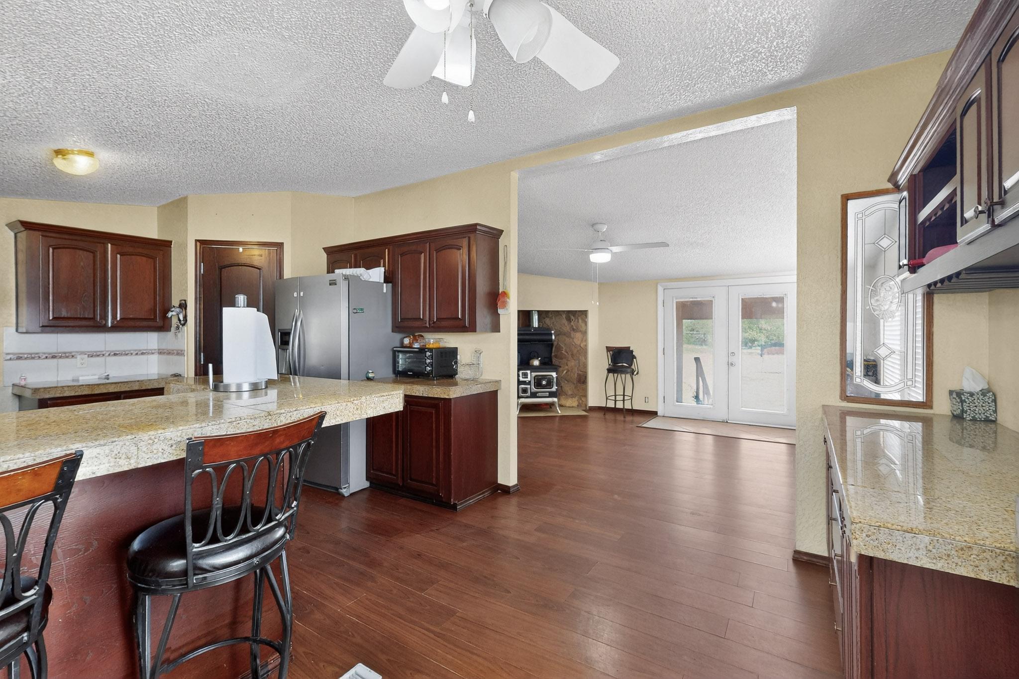 Homes for sale in Albuquerque, NM | 6916 Ray Ln Sw, Albuquerque, NM 87121 | MLS# 1088480