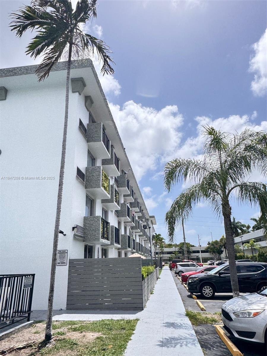 Golden Gate Apartments Co