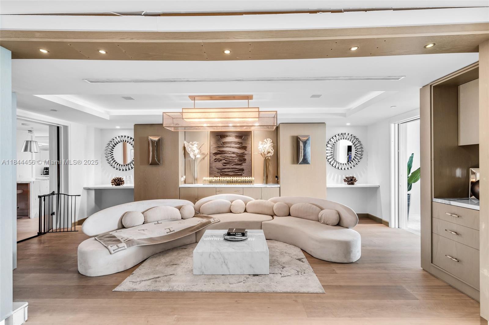 Homes for sale in Aventura, FL | 20201 E Country Club Dr #2808-2809, Aventura, FL 33180 | MLS# A11844456