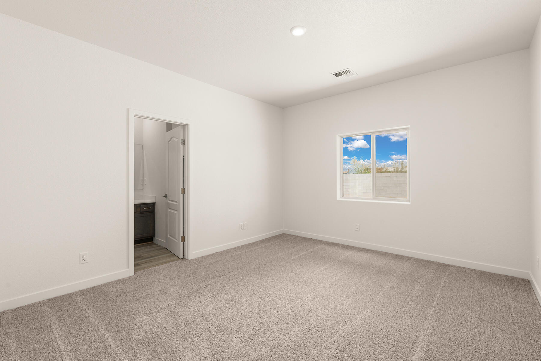 Homes for sale in Belen, NM | 806 Calle De Las Rosas, Belen, NM 87002 | MLS# 1088502