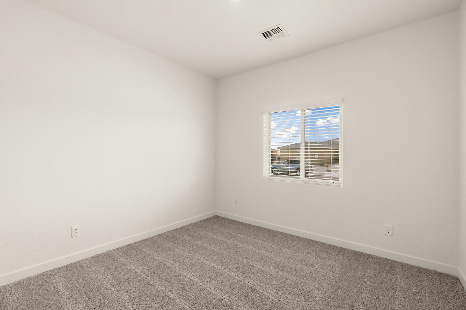 Homes for sale in Belen, NM | 806 Calle De Las Rosas, Belen, NM 87002 | MLS# 1088502