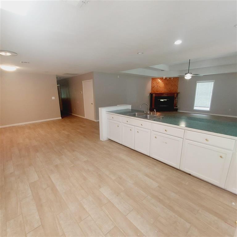 856 Patch Street — photo 3