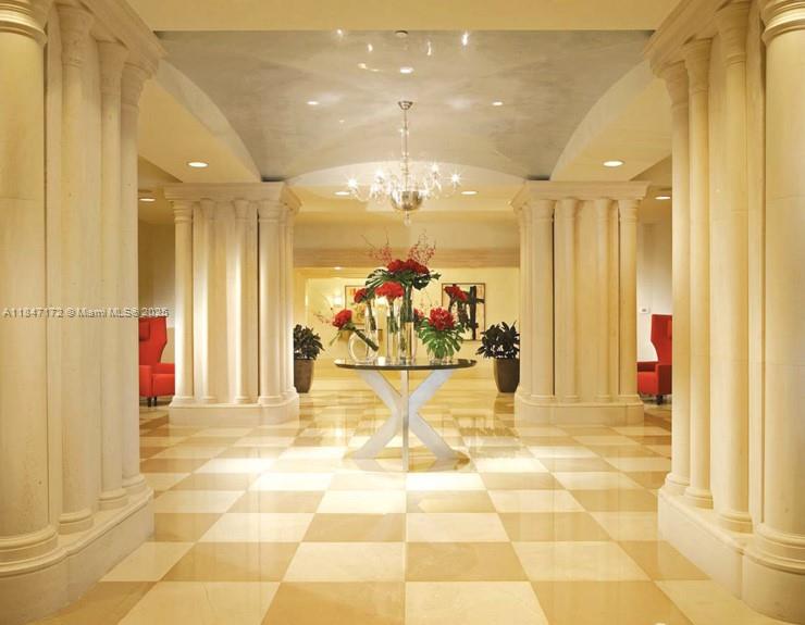 St Tropez On The Bay II C