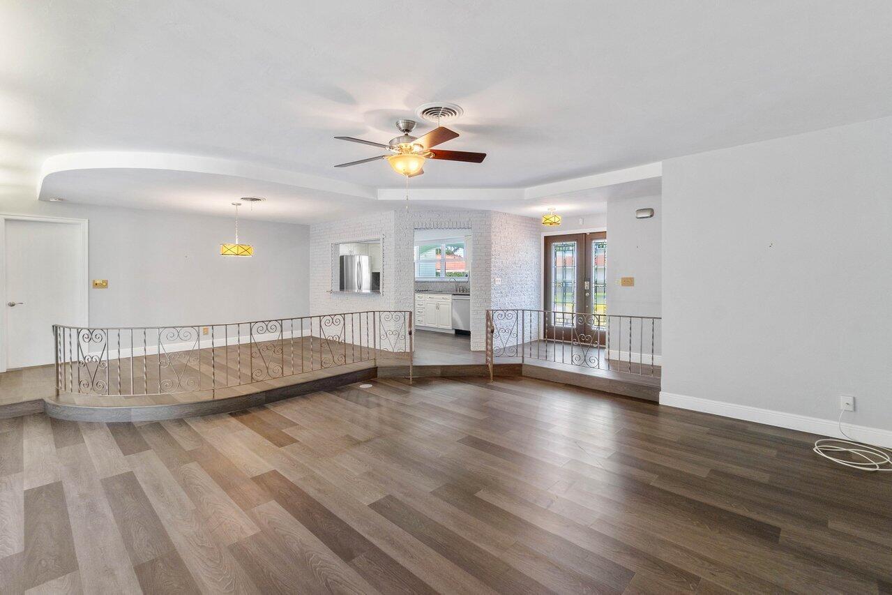 Homes for sale in Singer Island, FL | 1241 Emerald Dr, Singer Island, FL 33404 | MLS# R11110581