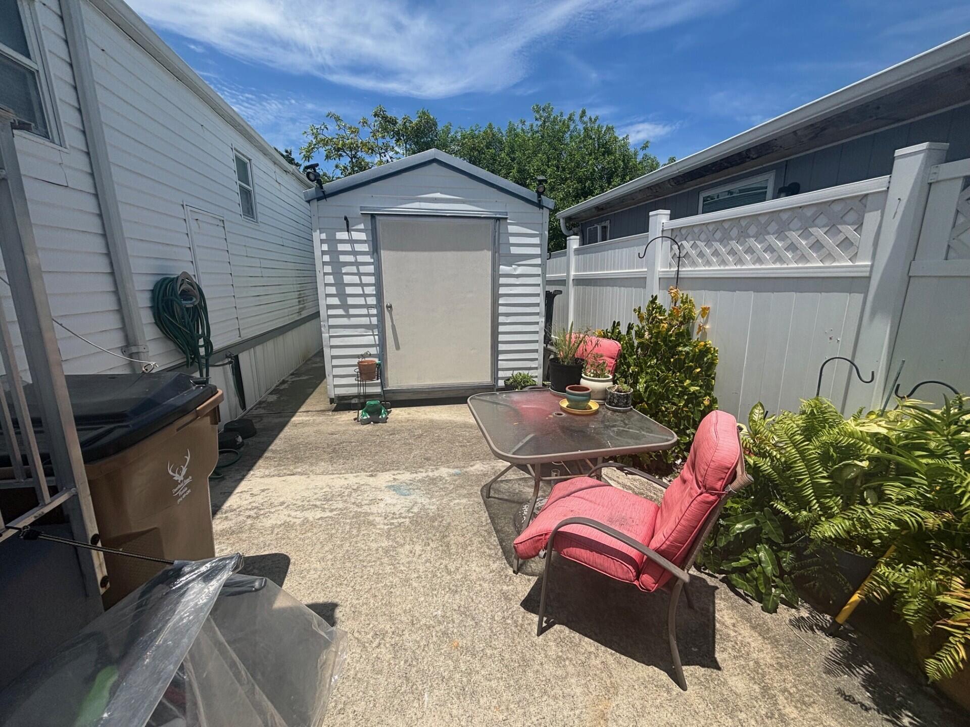 Homes for sale in Deerfield Beach, FL | 109 Nw 50Th Street, Deerfield Beach, FL 33064 | MLS# R11110603