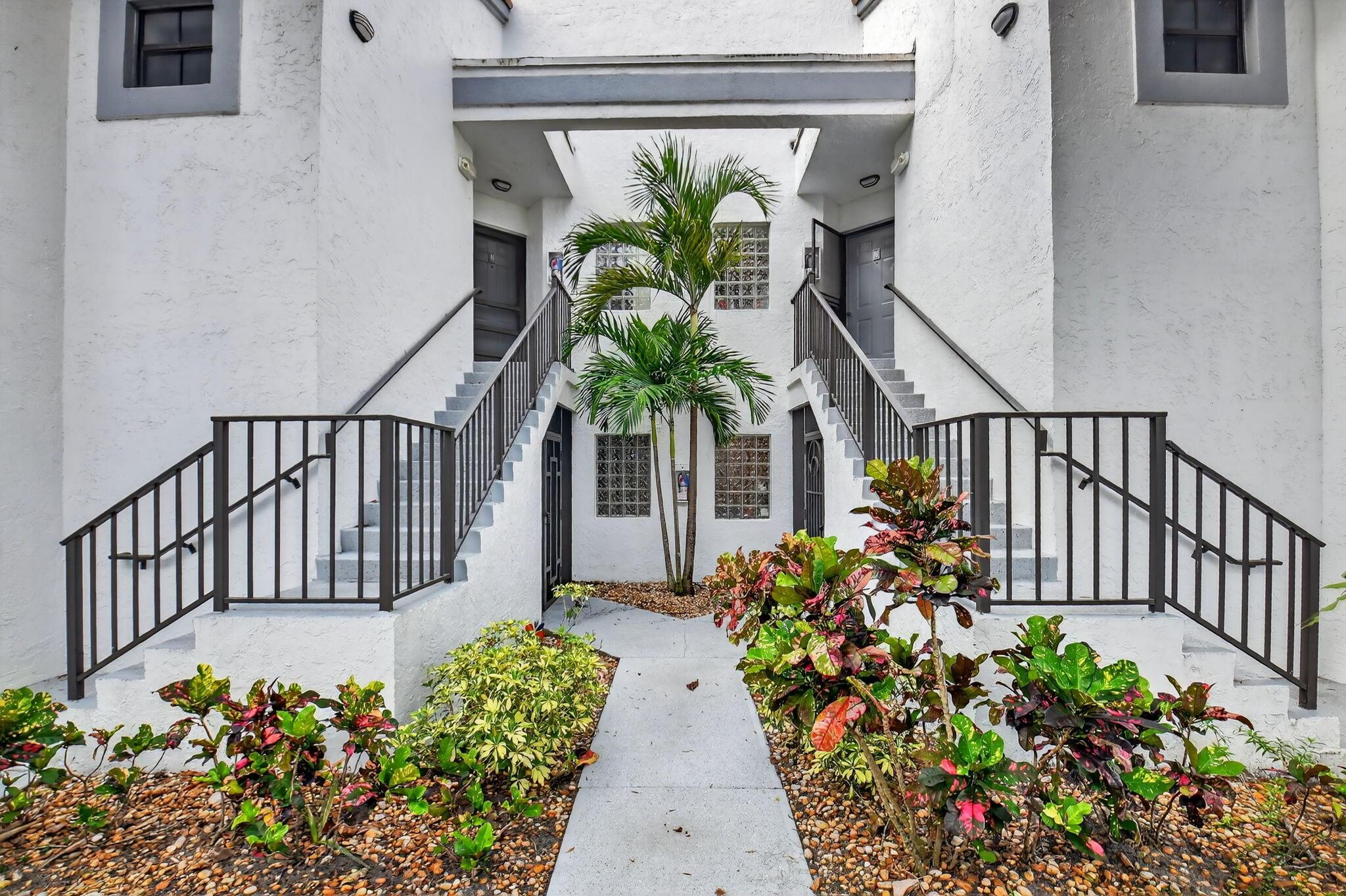 Homes for sale in Boynton Beach, FL | 5475 Verona Dr #F, Boynton Beach, FL 33437 | MLS# R11110699