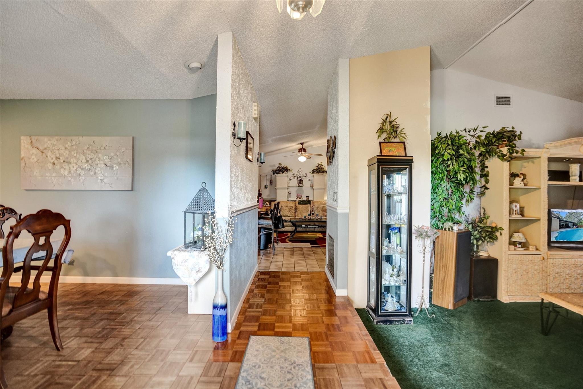 Homes for sale in Coral Springs, FL | 2672 Nw 95Th Ter, Coral Springs, FL 33065 | MLS# F10517211