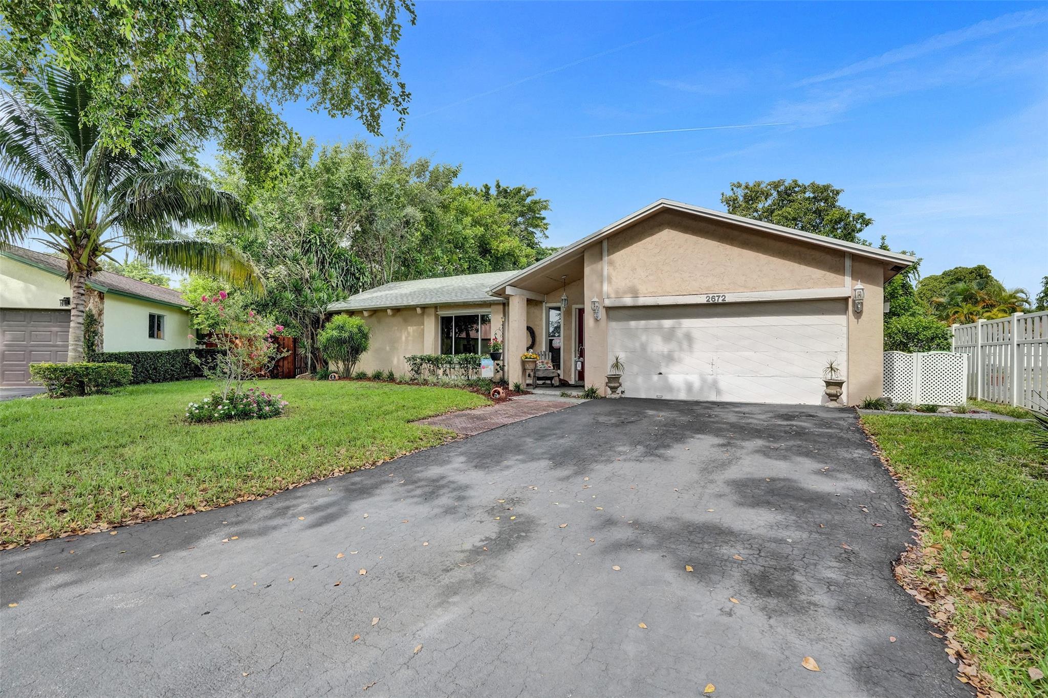 Homes for sale in Coral Springs, FL | 2672 Nw 95th Ter, Coral Springs, FL 33065 | MLS# F10517211