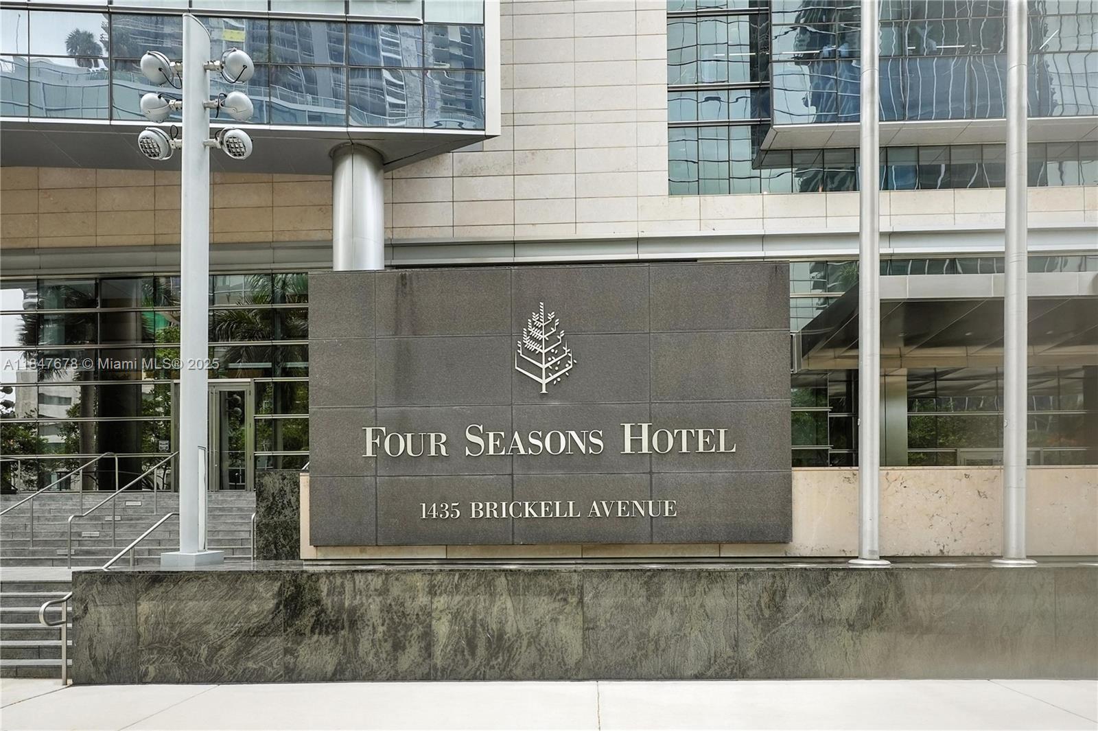 Apartamento à Venda em Miami, FL