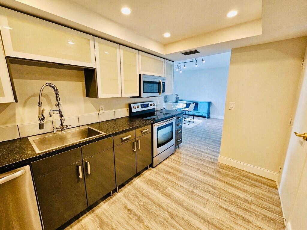 Homes for sale in Palm Beach, FL | 3450 S Ocean Boulevard #224, Palm Beach, FL 33480 | MLS# R11110742