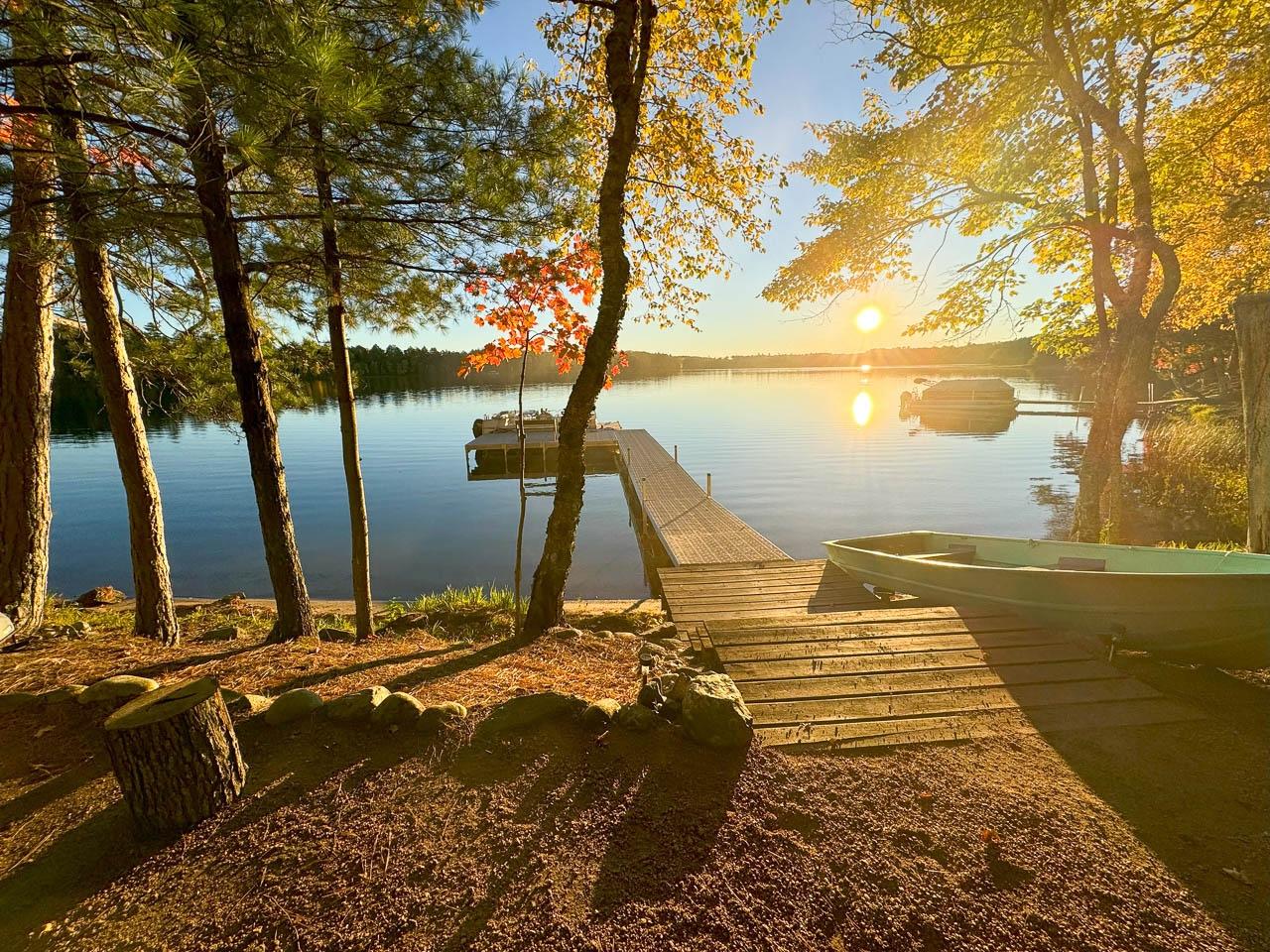 Snipe Lake house picture