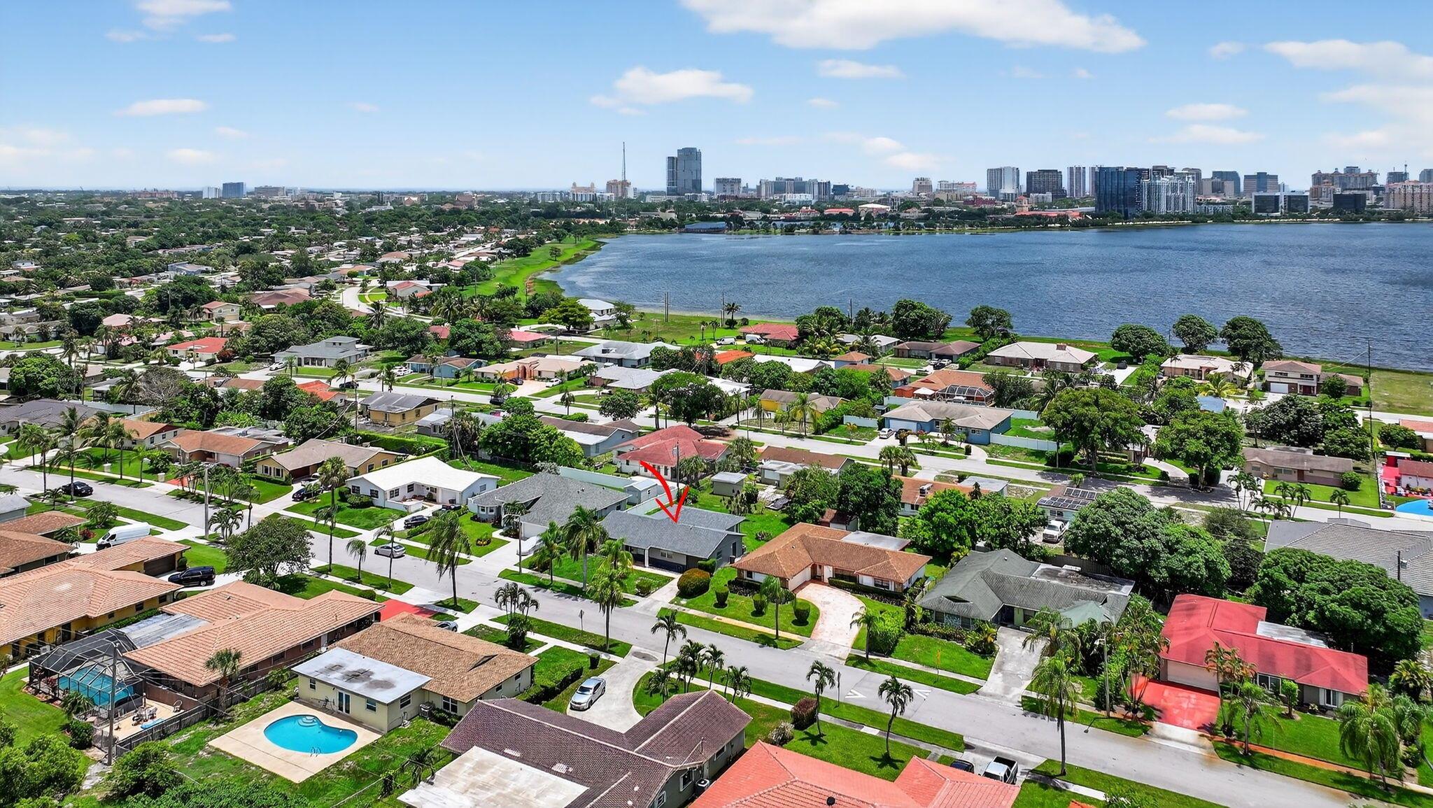 Homes for sale in West Palm Beach, FL | 600 S Mangonia Circle, West Palm Beach, FL 33401 | MLS# R11110902