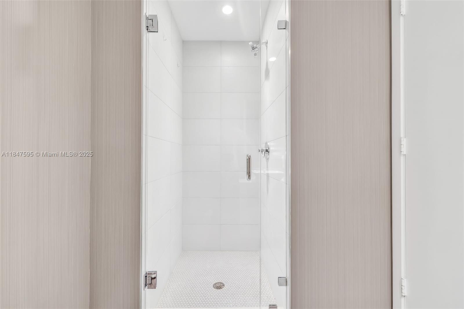 2900 NE 7th Ave #2103, Miami FL 33137
