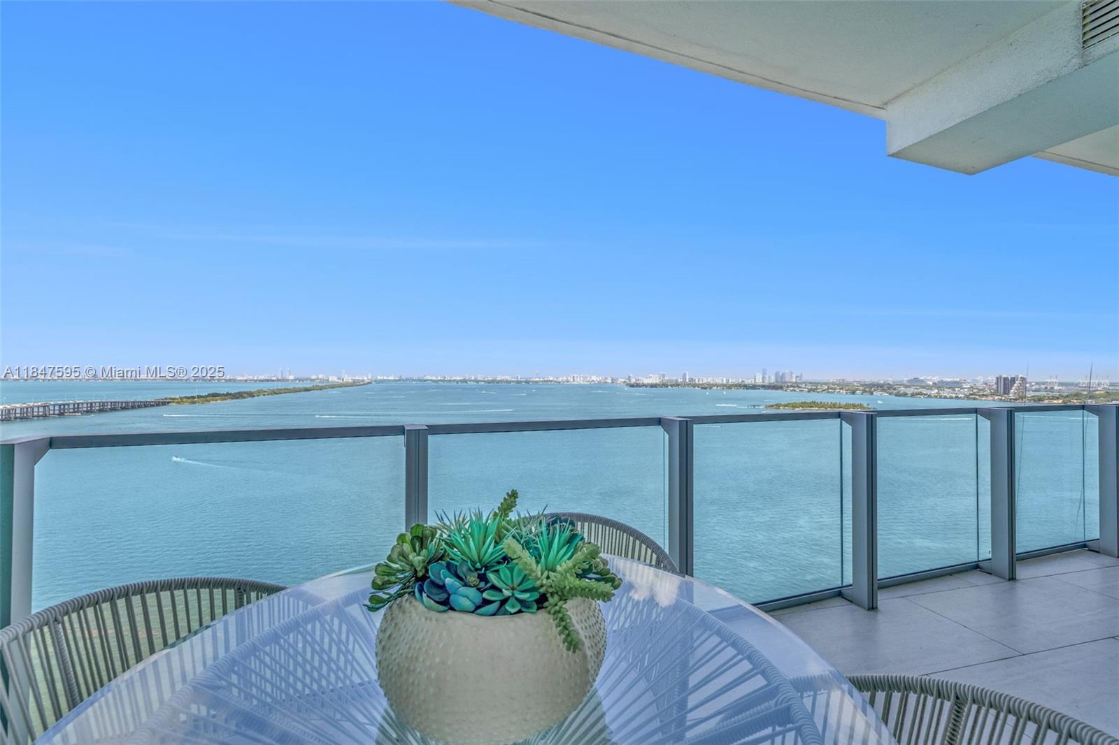 2900 NE 7th Ave #2103, Miami FL 33137