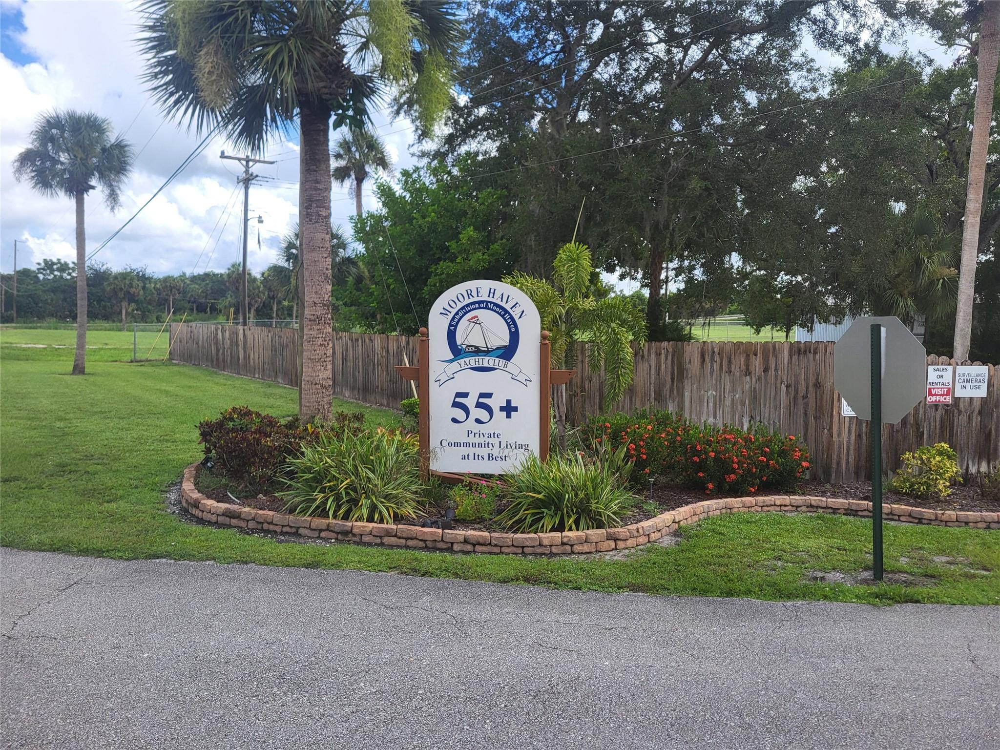 Homes for sale in Moore Haven, FL | 803 & 805 Big Branch Lane, Moore Haven, FL 33471 | MLS# F10517417