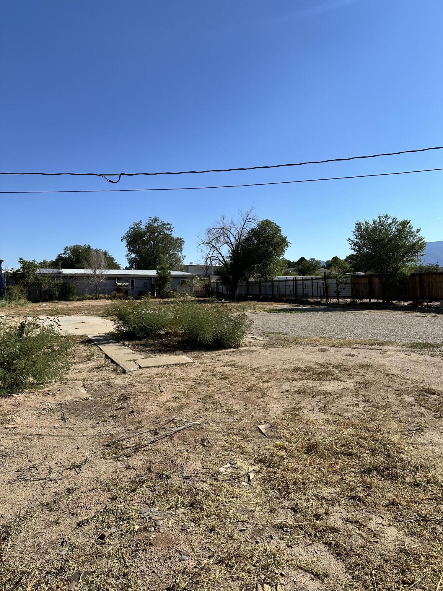 Homes for sale in Albuquerque, NM | 525 Niagara Rd Ne, Albuquerque, NM 87113 | MLS# 1088617