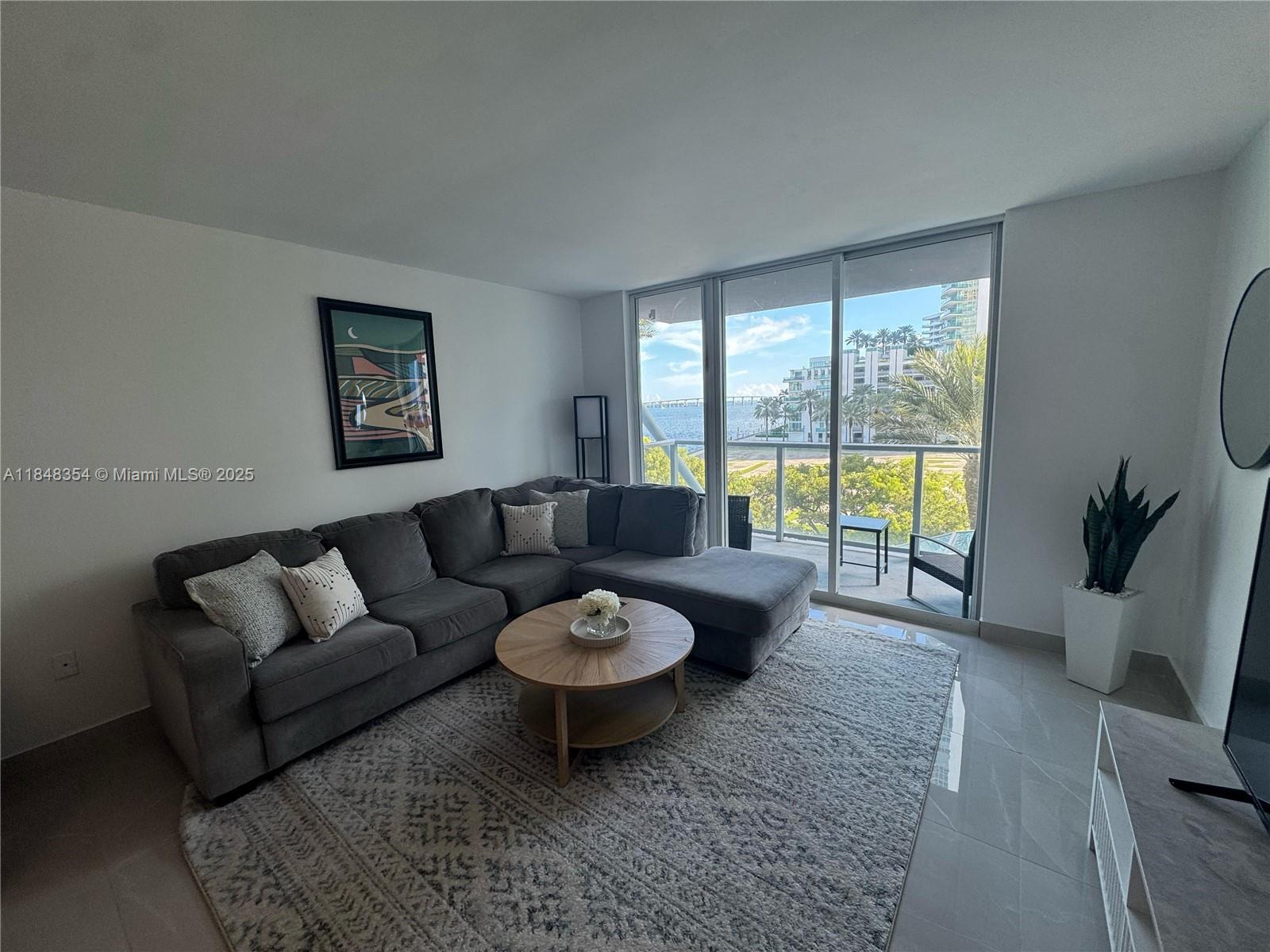 The Mark On Brickell Cond