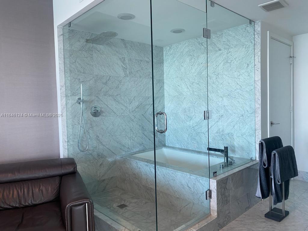 3131 NE 7th Ave #1706, Miami FL 33137