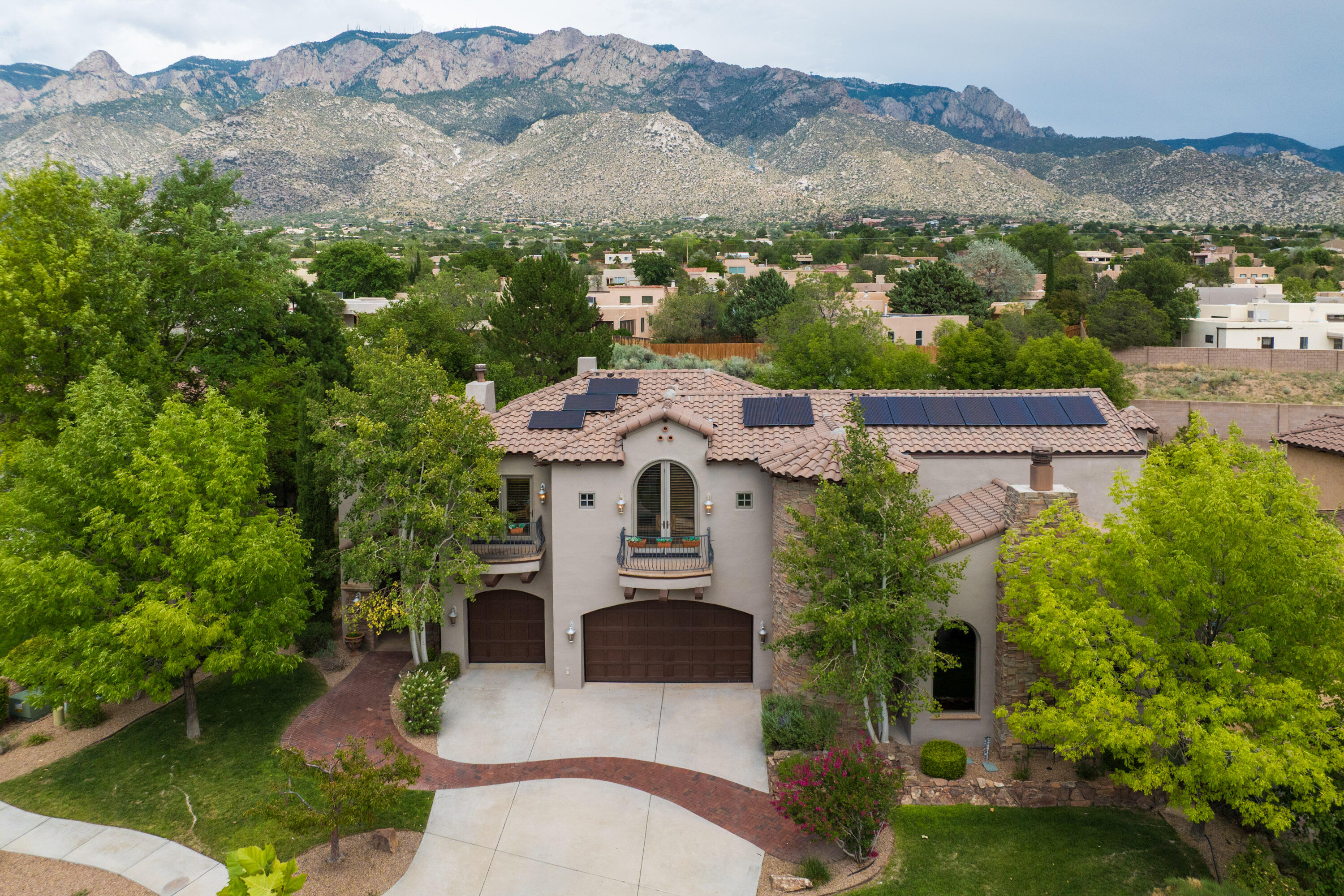 Homes for sale in Albuquerque, NM | 8820 Gypsy Dr Ne, Albuquerque, NM 87122 | MLS# 1088627