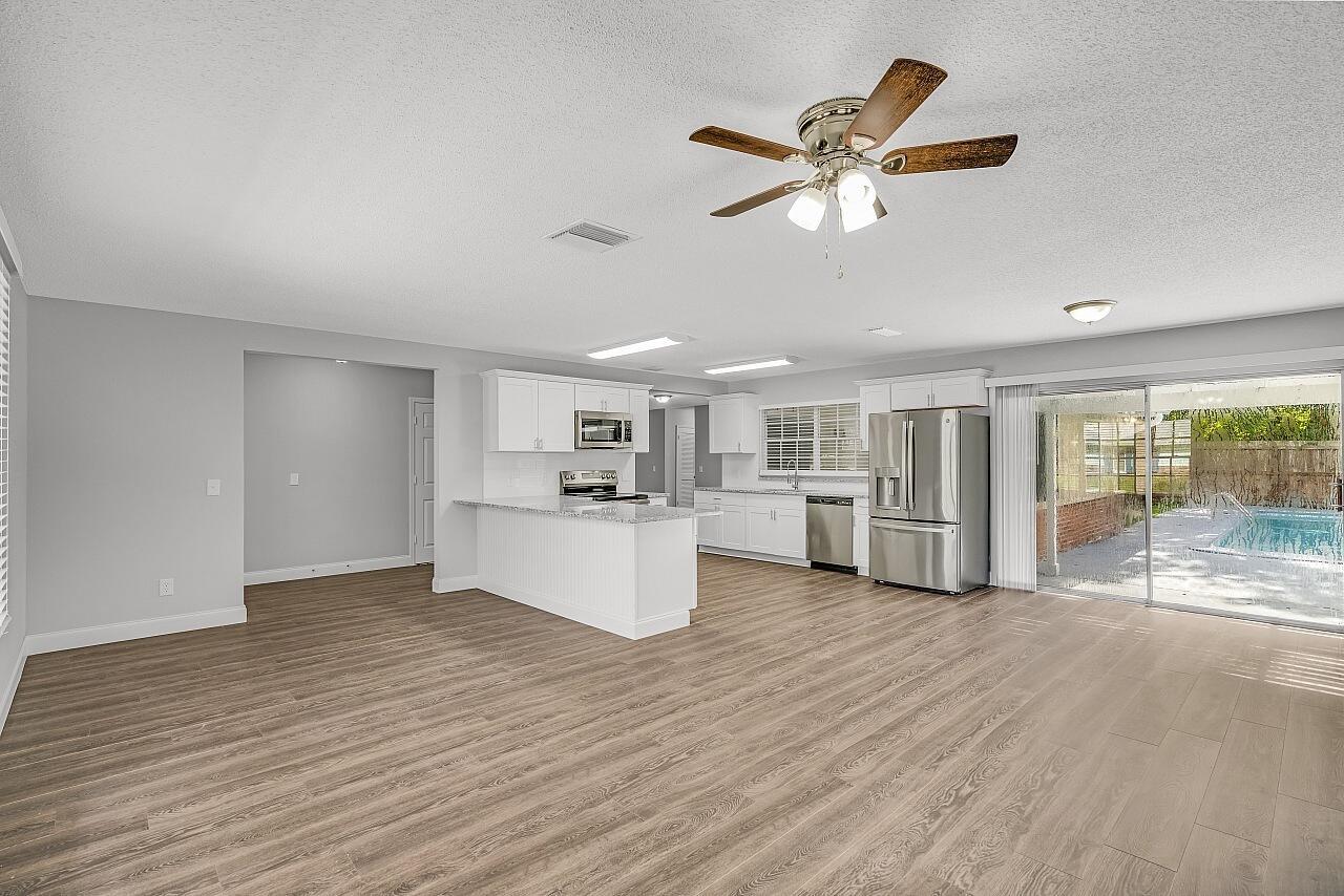 Homes for sale in Vero Beach, FL | 1236 42nd Avenue, Vero Beach, FL 32960 | MLS# R11111039