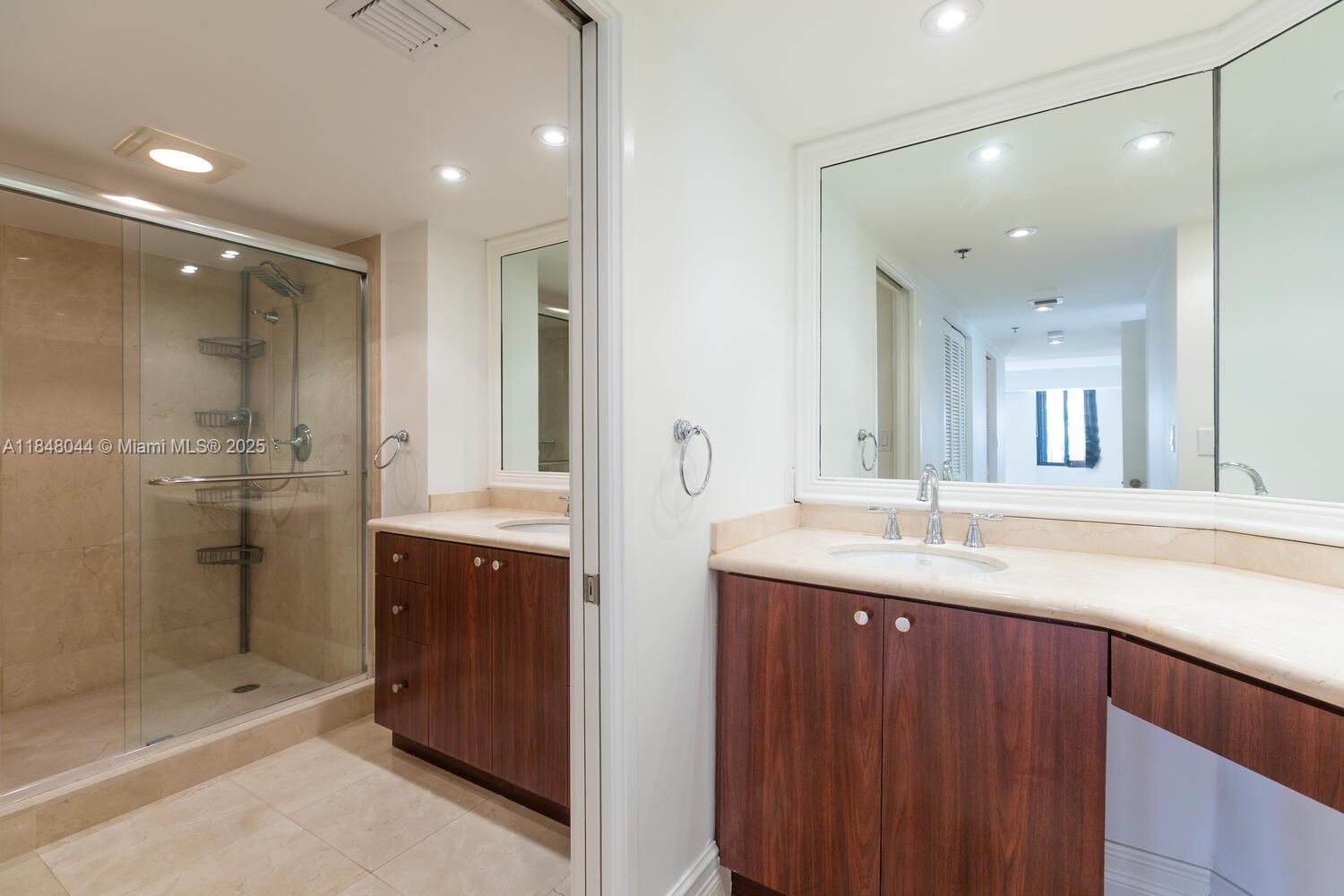 251 Crandon Blvd #243, Key Biscayne FL 33149