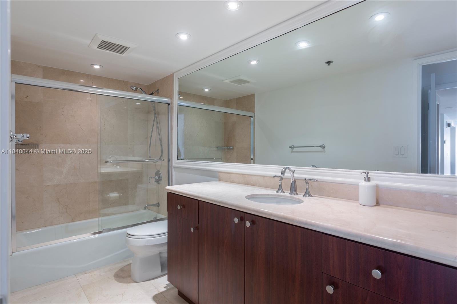 251 Crandon Blvd #243, Key Biscayne FL 33149
