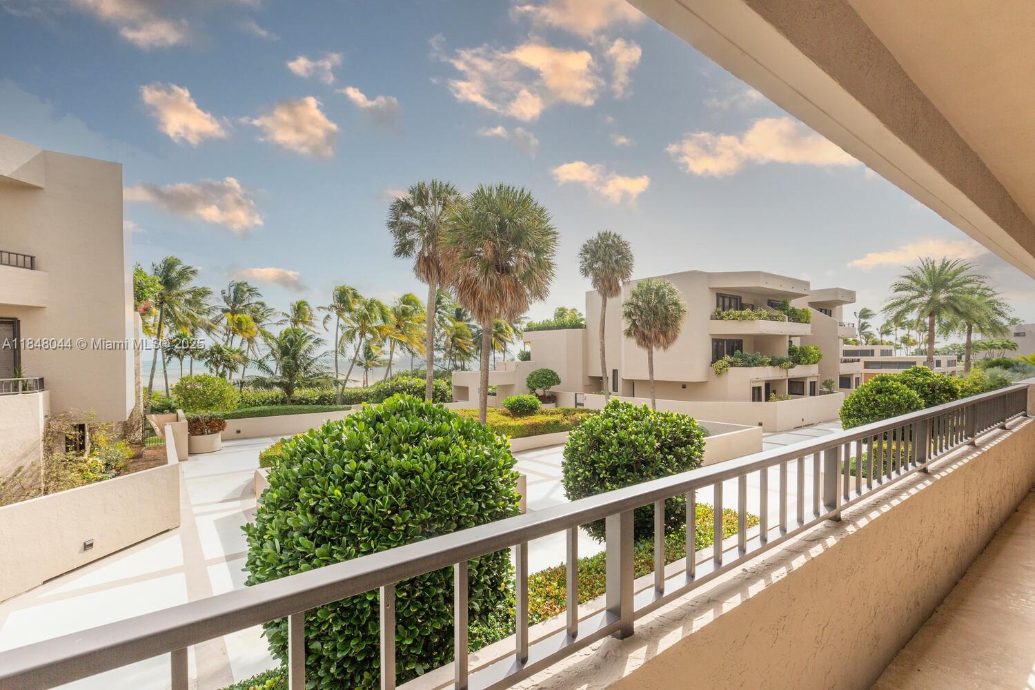 251 Crandon Blvd #243, Key Biscayne FL 33149