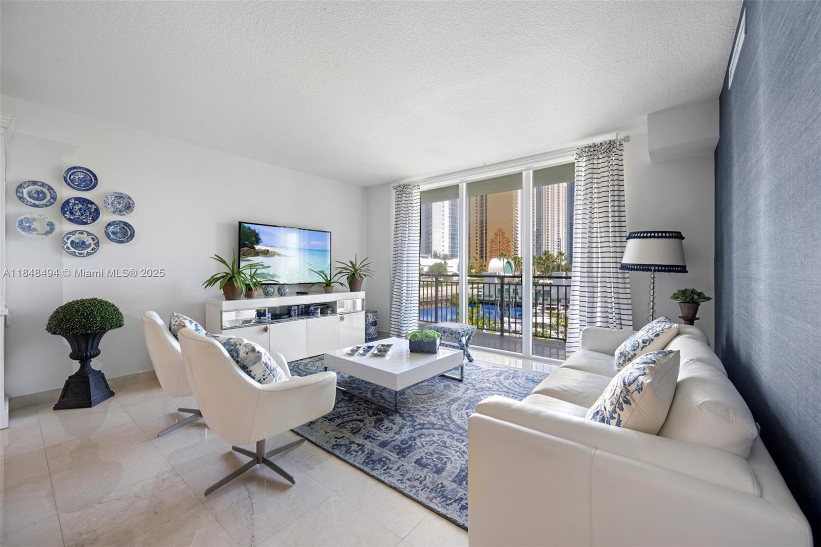 Apartamento para Alugar em Sunny Isles Beach, FL