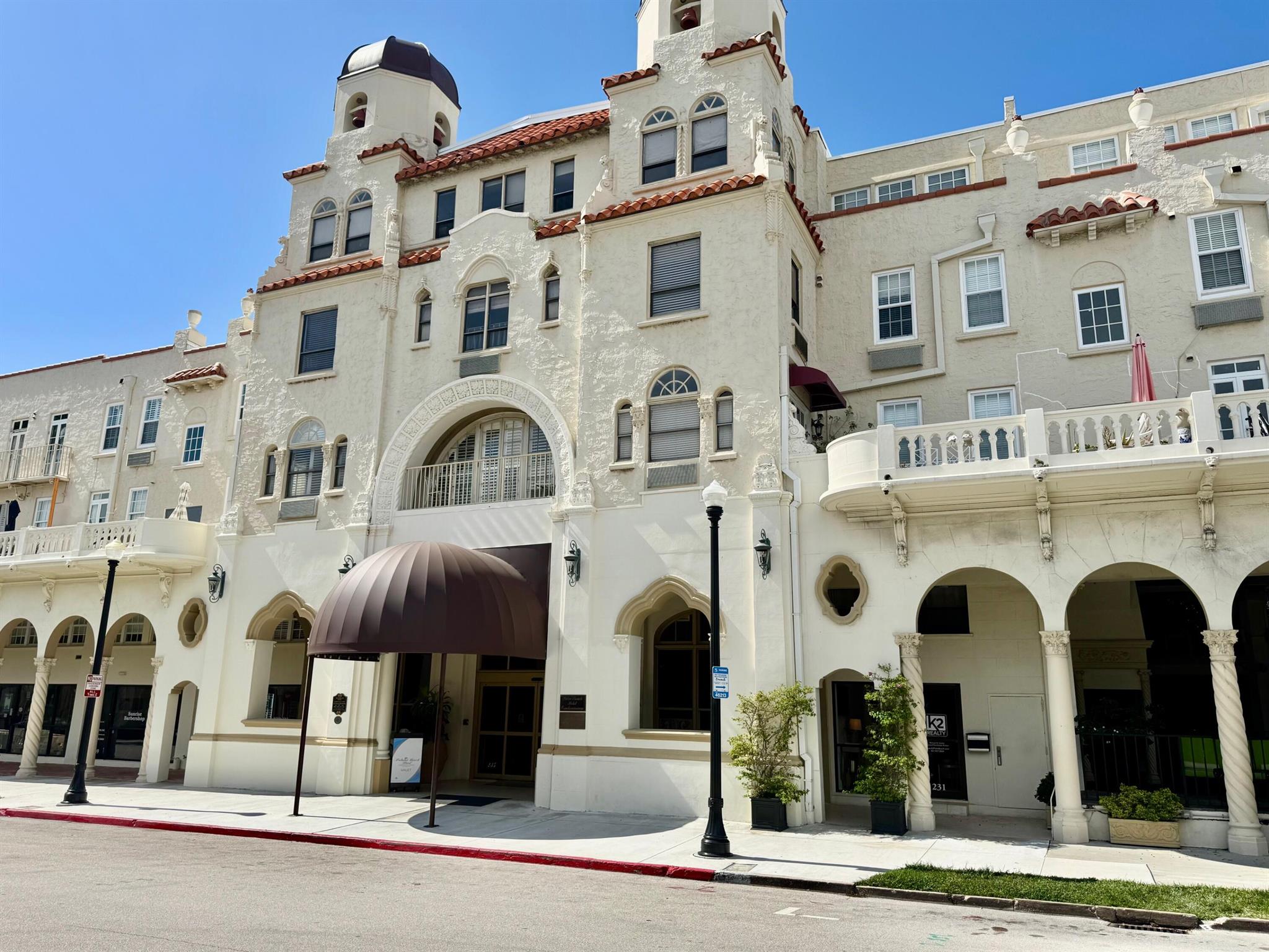 Homes for sale in Palm Beach, FL | 235 Sunrise Avenue #2008, Palm Beach, FL 33480 | MLS# R11111112