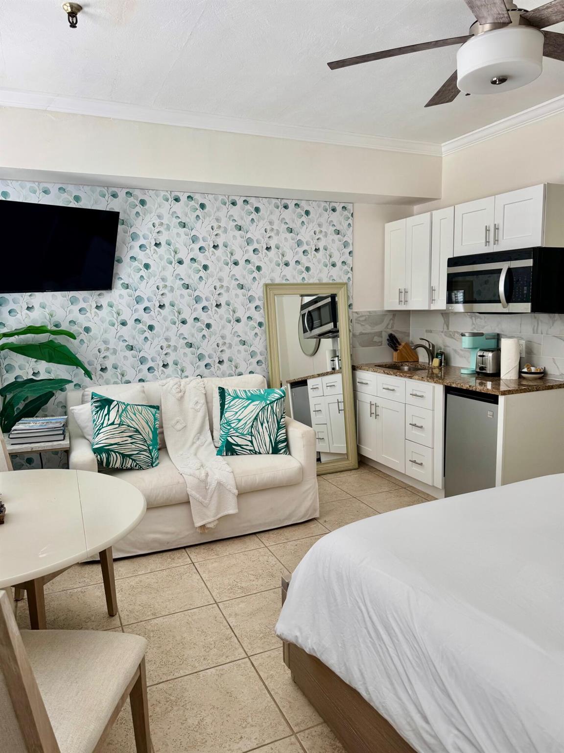 Homes for sale in Palm Beach, FL | 235 Sunrise Avenue #2008, Palm Beach, FL 33480 | MLS# R11111112