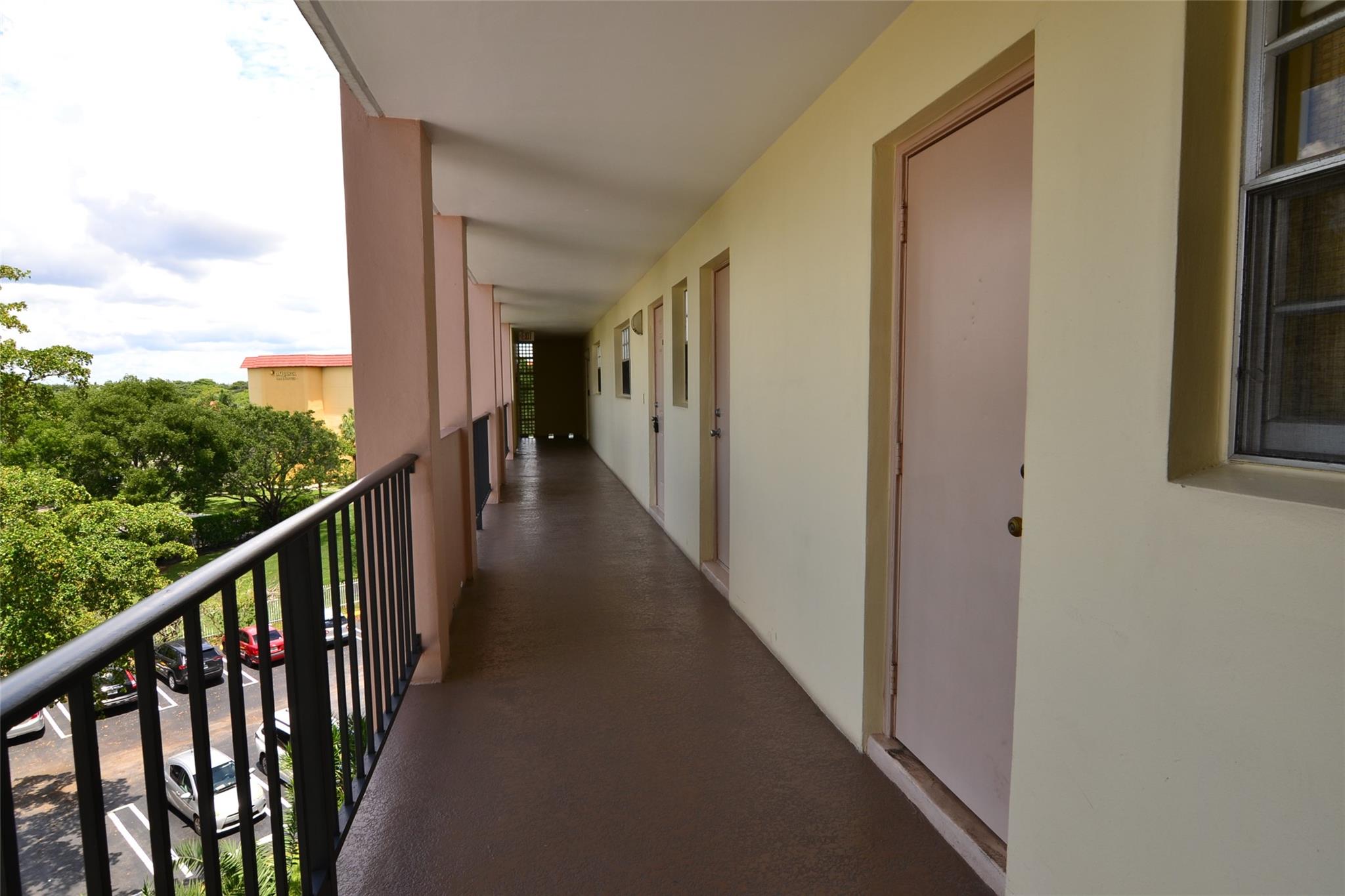 Homes for sale in Coral Springs, FL | 3575 Broken Woods Dr #502, Coral Springs, FL 33065 | MLS# F10515507