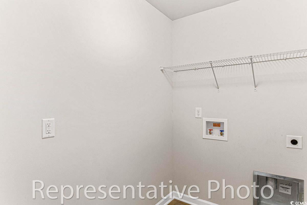 2518429 | Photo 25