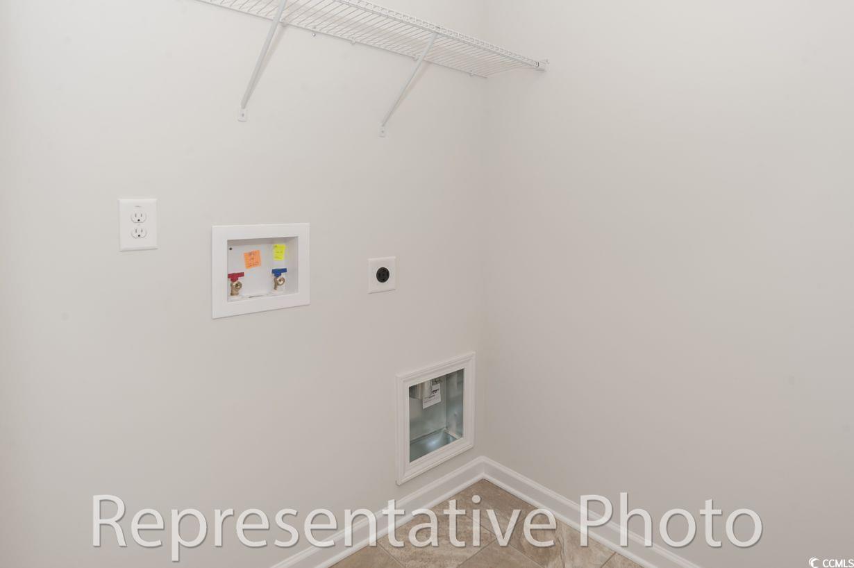 2518430 | Photo 21