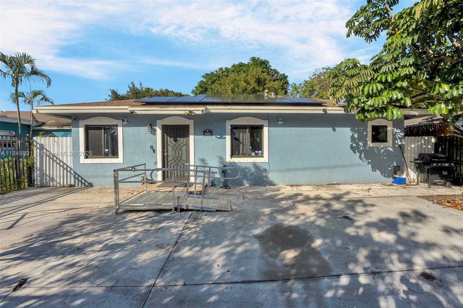 Everglades Ave Heights Ad