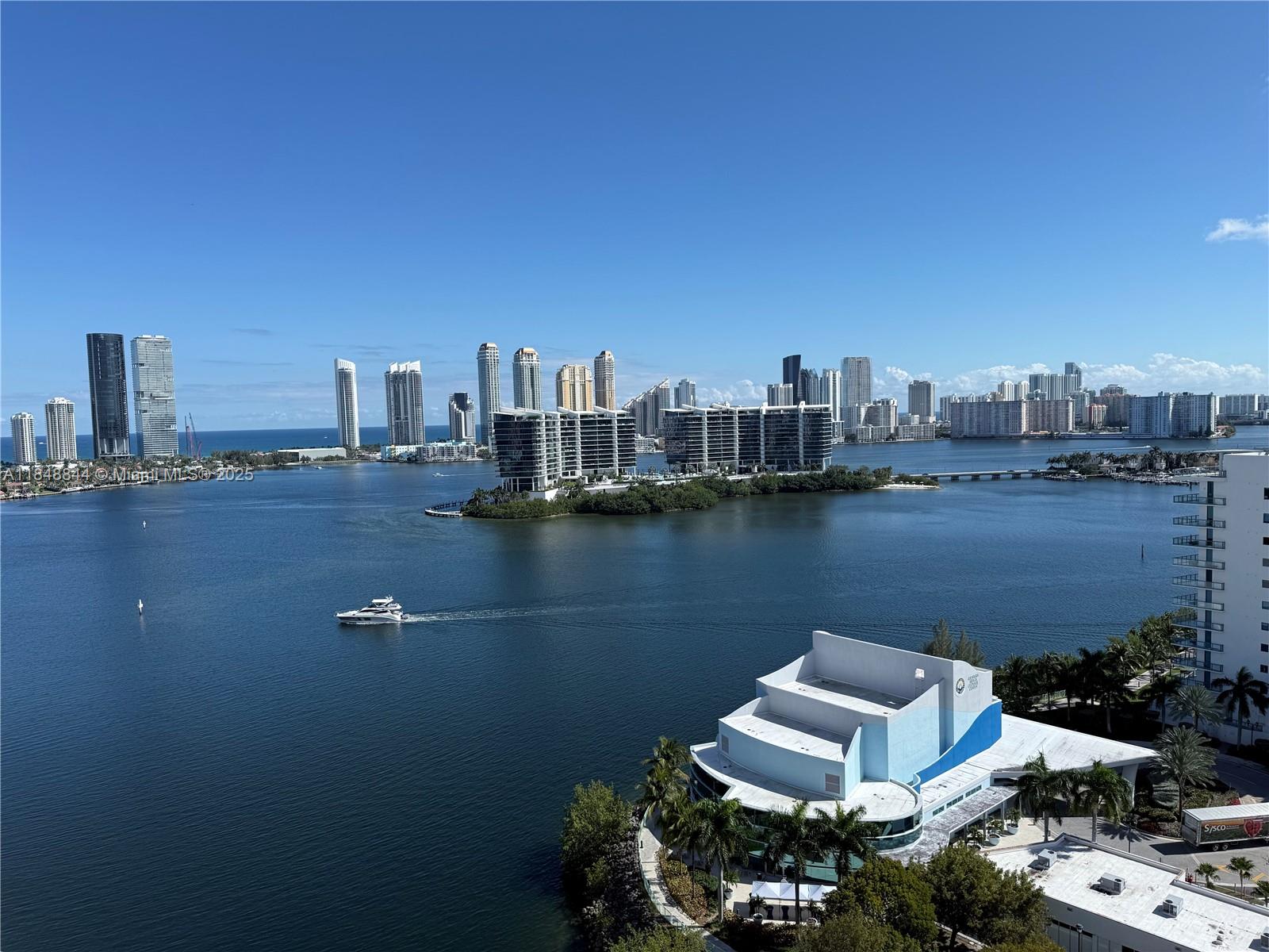 Aventura Marina Condo Num