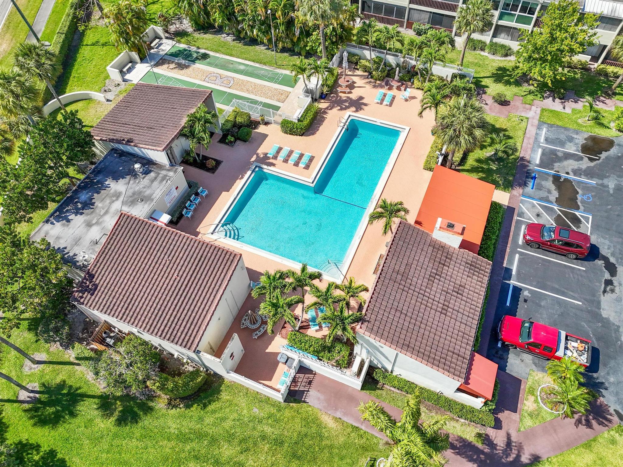 Homes for sale in West Palm Beach, FL | 2538 Boundbrook Dr S #140, West Palm Beach, FL 33406 | MLS# R11111260