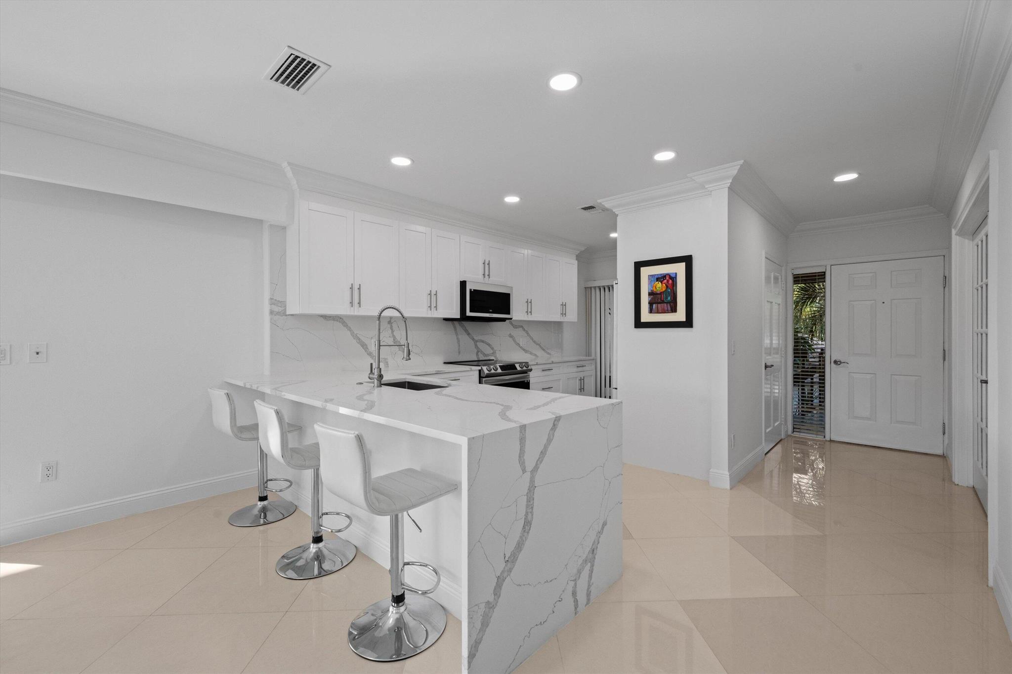 Homes for sale in Wellington, FL | 13321 Polo Club Road #C203, Wellington, FL 33414 | MLS# R11111264